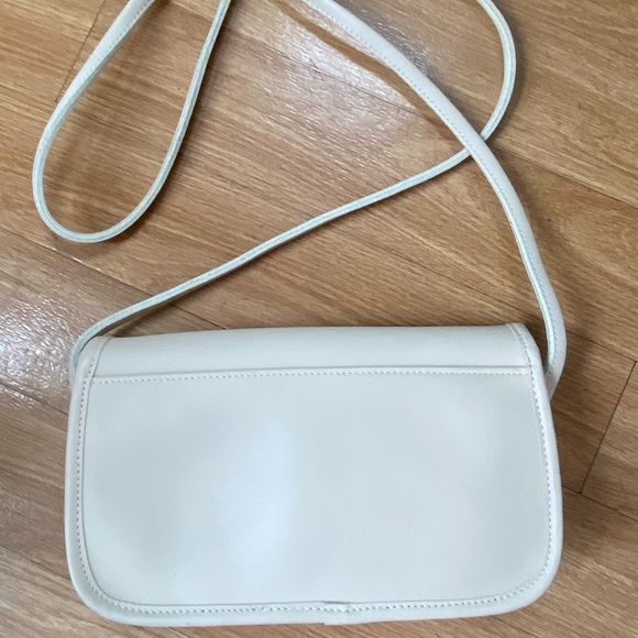 Vintage Coach Dinky Ivory Cream Bone Genuine Leather Crossbody Bag - Picture 11 of 16